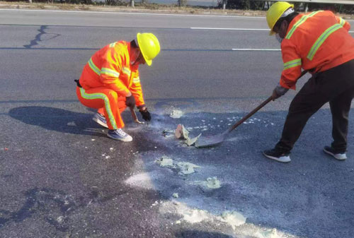 公路下沉注浆加固